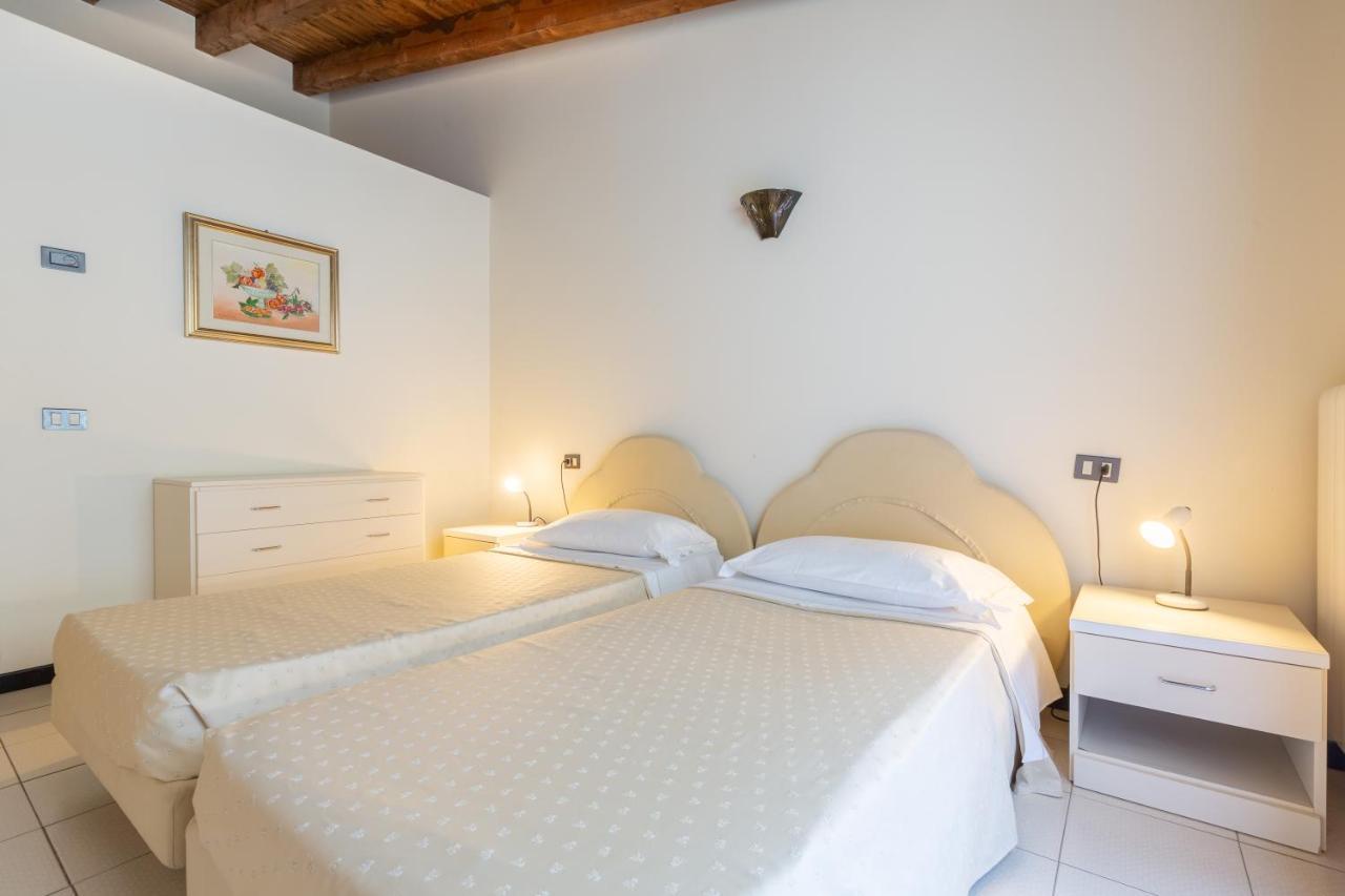 Hotel Meandro - Lake View Gargnano Chambre photo